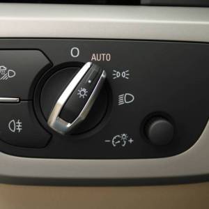 Audi A4 30TDi *VIRTUAL,LED,KOŽA*