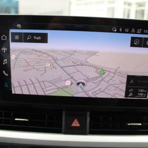 Audi A4 Avant 30TDi S-tronic