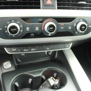 Audi A4 Avant 30TDi S-tronic