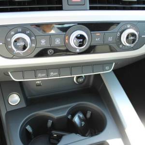 Audi A4 Avant 35 TDi S-Tronic S-Line *NAVIGACIJA, LED*