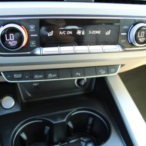 Audi A4 Avant Allroad 40 TDi Quattro S-Tronic *LED, NAVIGACIJA*