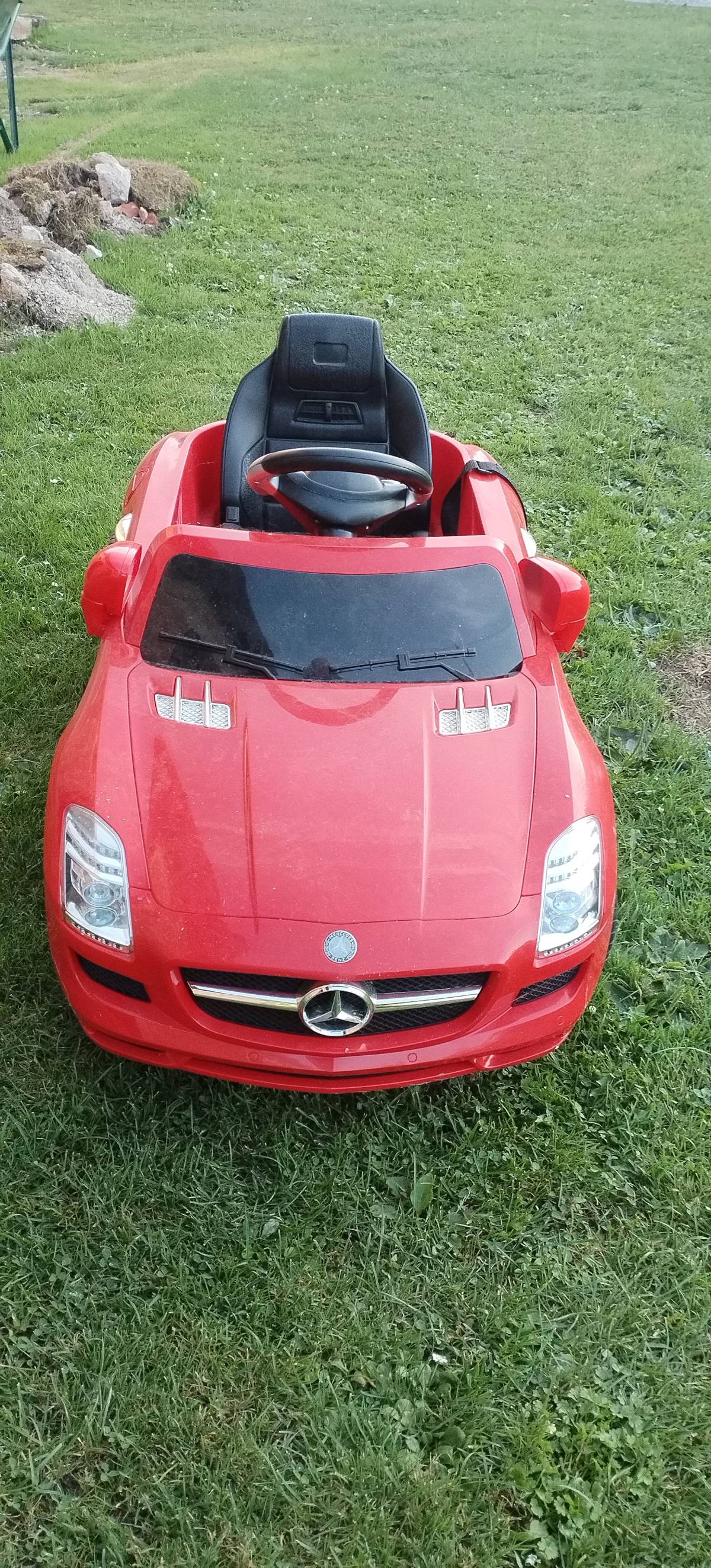 Auto na baterije sa punjenjem