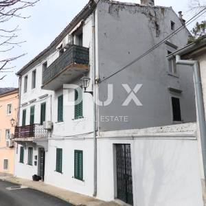 BAKAR- stan, etaža 140m2 sa pogledom na more