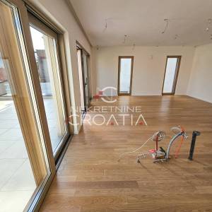  BAROKNA JEZGRA, PENTHOUSE U NOVOGRADNJI, 2.471€/m2 