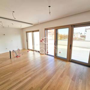  BAROKNA JEZGRA, PENTHOUSE U NOVOGRADNJI, 2.471€/m2 