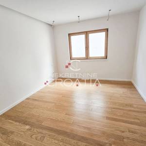  BAROKNA JEZGRA, PENTHOUSE U NOVOGRADNJI, 2.471€/m2 