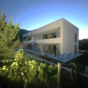 Baška, okolica, apartman na prvom katu novogradnje!