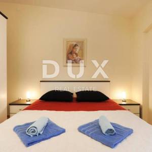 BIBINJE, ZADAR - TOP LOKACIJA! Uhodani restoran s apartmanima 1. red do mora