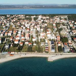 BIOGRAD, PAKOŠTANE - Najam građevinskog zemljišta 150 m od mora