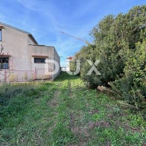 BIOGRAD, TURANJ - Građevinsko zemljište s pogledom na more