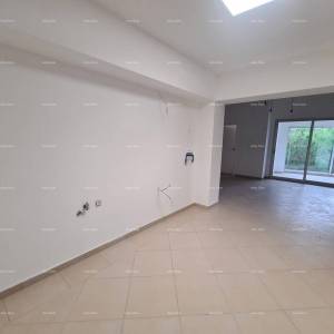Blizina centra .  Istra. Pula. Veli vrh.