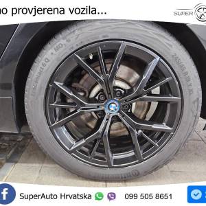 BMW 530e Touring M Sport 292 KS, LED+PANO+KAM+GR SJED+VIRT+HEAD+PARK