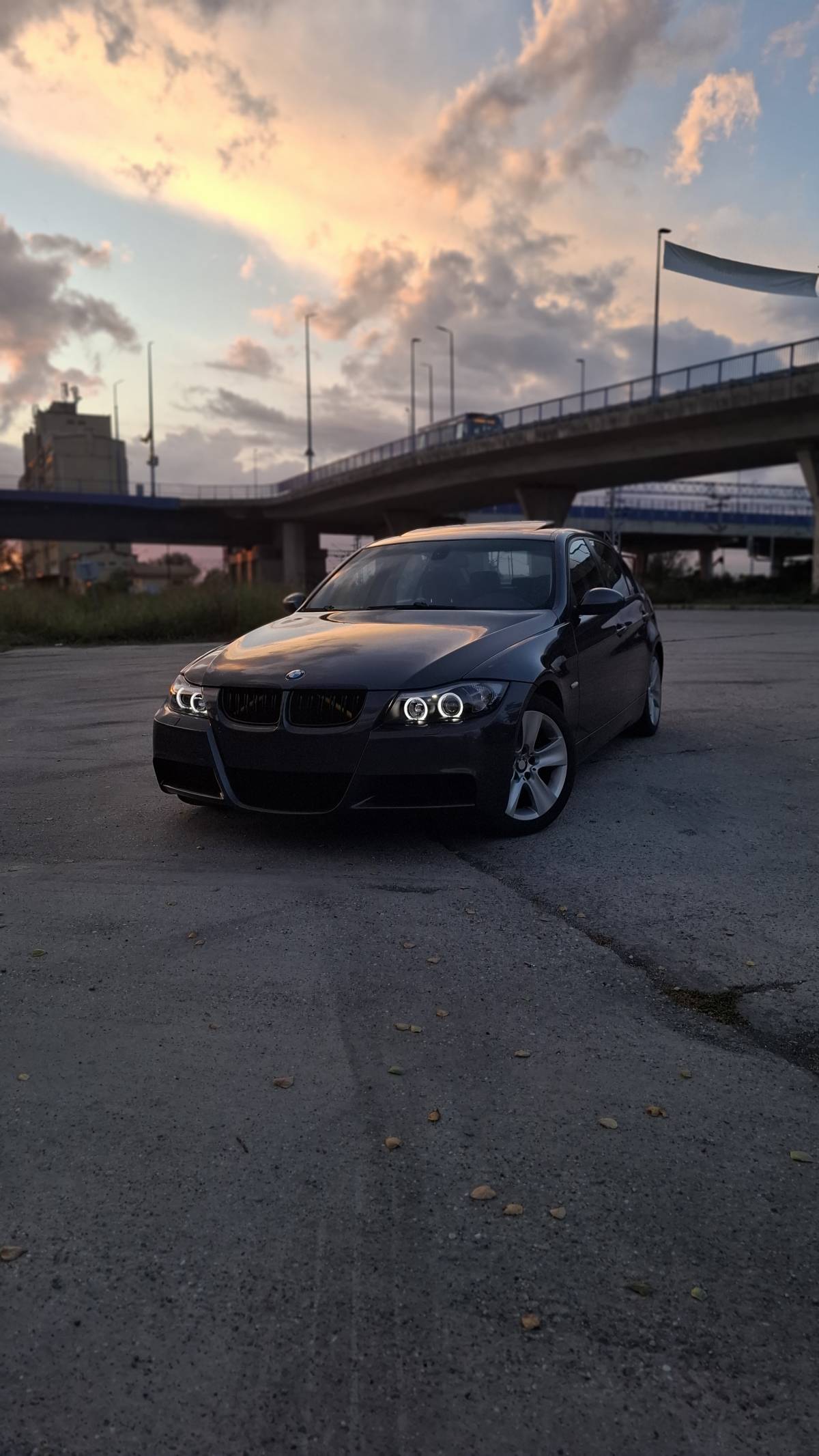 BMW E90 2007.