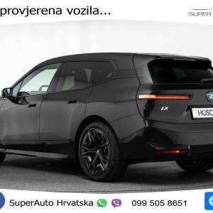 BMW iX 111.5 kWh xDrive50 Sport 523 KS, ZRAČNI+ACC+4xGR SJED+PANO+HEAD