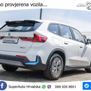 BMW iX1 xDrive30 68 kWh 313 KS, LED+KAM+VIRT+NAVI