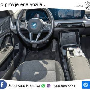 BMW iX1 xDrive30 68 kWh 313 KS, LED+KAM+VIRT+NAVI
