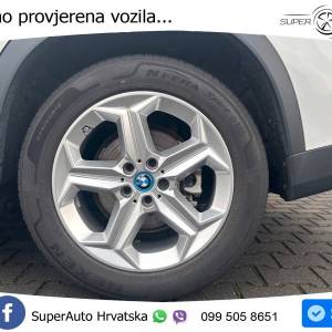 BMW iX1 xDrive30 68kWh 313 KS, LED+360+GR SJED+HEAD+VIRT