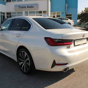 BMW serija 3 320d Xdrive AUTOMATIK Luxury Line *LED,NAVIGACIJA,KAMERA*