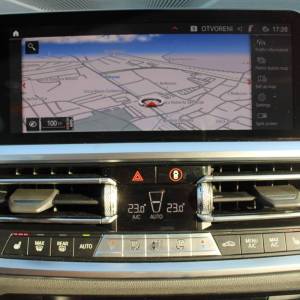 BMW serija 3 320d Xdrive AUTOMATIK Luxury Line *LED,NAVIGACIJA,KAMERA*