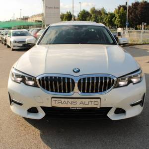 BMW serija 3 320d Xdrive AUTOMATIK Luxury Line *LED,NAVIGACIJA,KAMERA*
