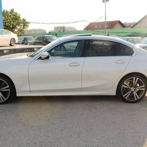 BMW serija 3 320d Xdrive AUTOMATIK Luxury Line *LED,NAVIGACIJA,KAMERA*