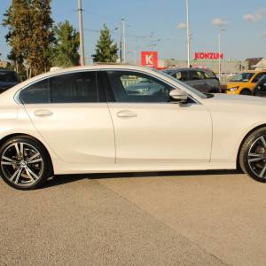 BMW serija 3 320d Xdrive AUTOMATIK Luxury Line *LED,NAVIGACIJA,KAMERA*