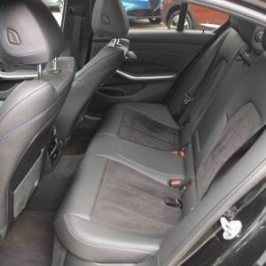 Bmw serija 3 320d Xdrive ///M paket AUTOMATIK *LED,NAVI,KAMERA*