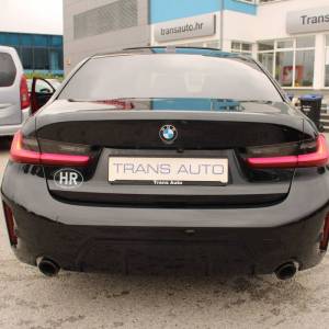 Bmw serija 3 320d Xdrive ///M paket AUTOMATIK *LED,NAVI,KAMERA*