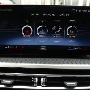 Bmw serija 3 320d Xdrive ///M paket AUTOMATIK *LED,NAVI,KAMERA*