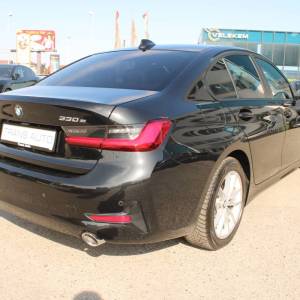 BMW serija 3 330e Plug-in Hybrid AUTOMATIK *LED, NAVIGACIJA*