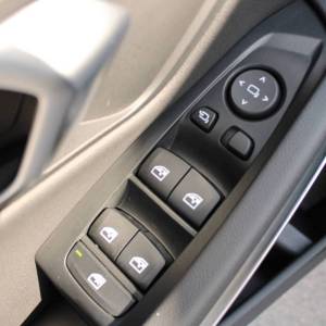 BMW serija 3 330e Plug-in Hybrid AUTOMATIK *LED, NAVIGACIJA*