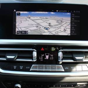 BMW serija 3 330e Plug-in Hybrid AUTOMATIK *LED, NAVIGACIJA*