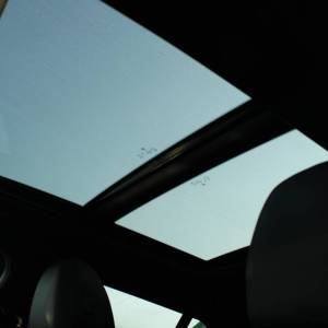 BMW serija 3 330e Touring *LED, PANORAMA, NAVIGACIJA*