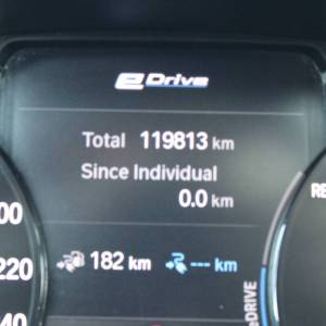 BMW serija 3 330e Touring *LED, PANORAMA, NAVIGACIJA*