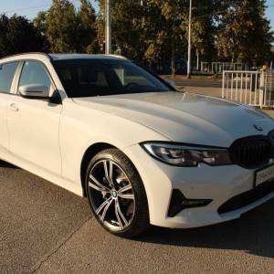 BMW serija 3 330e Touring *LED, PANORAMA, NAVIGACIJA*