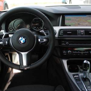 BMW serija 5 520d AUTOMATIK M-paket *NAVIGACIJA*