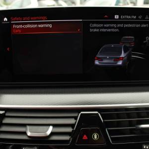 BMW serija 5 520d xDrive M-paket *LED, NAVIGACIJA, KAMERA*