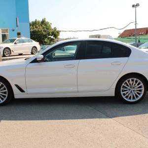 BMW serija 5 540d xDrive Sportline *LED, NAVIGACIJA*