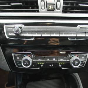BMW X1 18i AUTOMATIK *PANORAMA,LED,NAVIGACIJA,KAMERA*