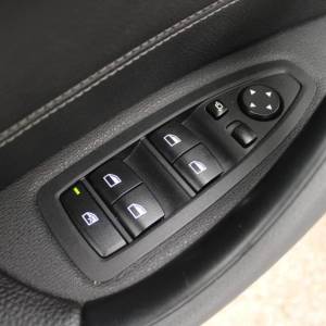 BMW X1 18i AUTOMATIK *PANORAMA,LED,NAVIGACIJA,KAMERA*