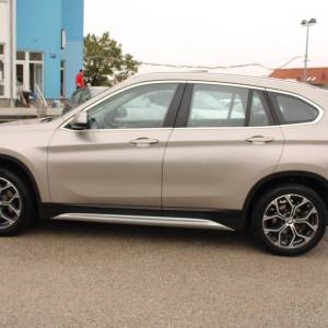 BMW X1 18i AUTOMATIK *PANORAMA,LED,NAVIGACIJA,KAMERA*