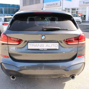 BMW X1 20d xDrive AUTOMATIK M-paket *LED, NAVIGACIJA, KAMERA*