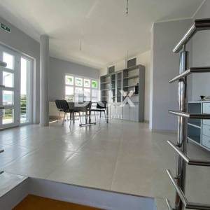 BRESTOVICE - KASTAV, Poslovni prostor