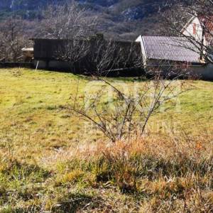 Bribir, građevinsko zemljište 700m2