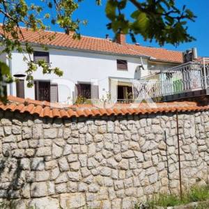 BRIBIR - Kuća sa dva stana