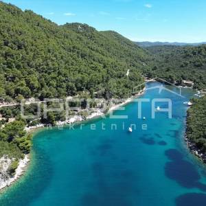 Brna, Korčula – građevinsko zemljište 625 m², nedaleko od mora