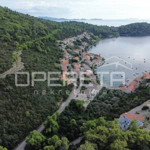 Brna, Korčula – građevinsko zemljište 625 m², nedaleko od mora
