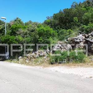 Brna, Korčula – građevinsko zemljište 625 m², nedaleko od mora