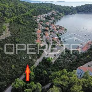 Brna, Korčula – građevinsko zemljište 625 m², nedaleko od mora