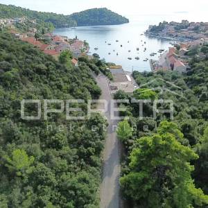 Brna, Korčula – građevinsko zemljište 625 m², nedaleko od mora